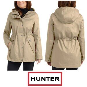 NWT Hunter Women's Water Resistant Jacket, Tan